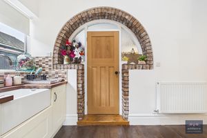 Photo 11- click for photo gallery